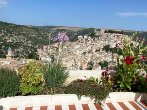 Super Giù - Rooftop Skyline Ragusa